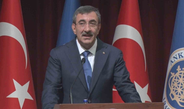 Cumhurbaşkanı Yardımcısı Yılmaz: "Türkiye çapında yurtlarımızın yatak kapasitesini 1 milyonun üzerine çıkaracağız"