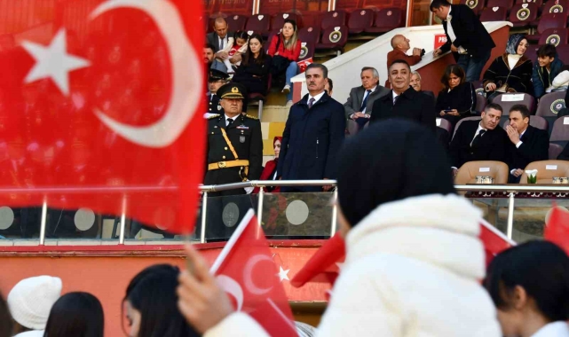 Cumhuriyet Bayramı Gümüşhane'de coşkuyla kutlandı