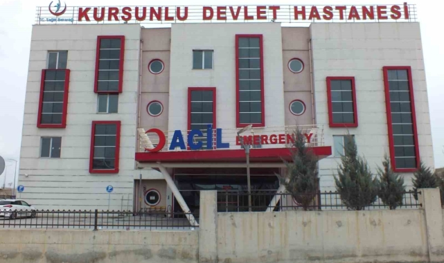 D100'de otomobil şarampole devrildi: 5 yaralı