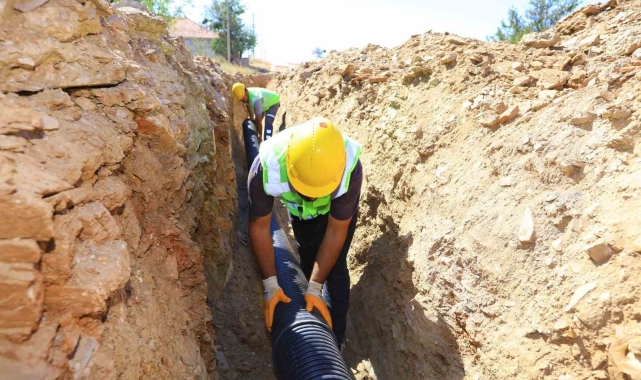 Denizli Büyükşehir DESKİ bin 100 metrelik yeni kanalizasyon hattı inşa etti