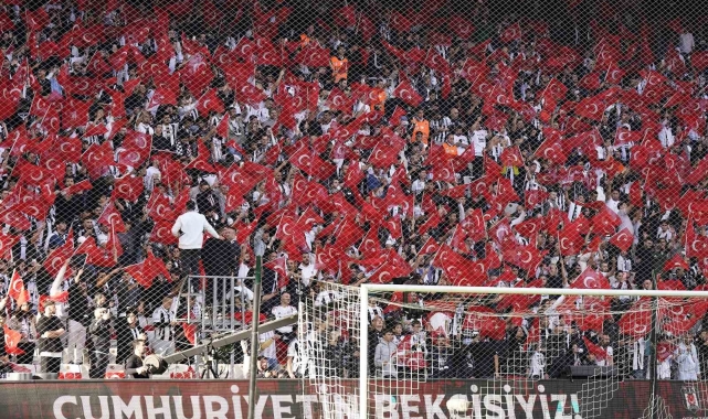 Dolmabahçe'de Cumhuriyet Bayramı coşkusu