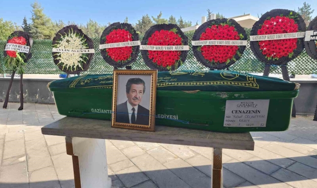 Duayen sanayici Celal Ersoy gözyaşlarıyla uğurlandı