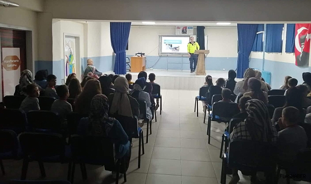 Durağan’da öğrenci ve velilere trafik güvenliği eğitimi
