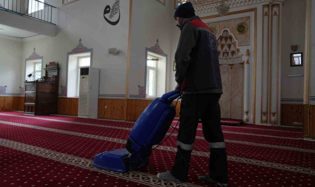 Düzce'de camiler sürekli temizleniyor