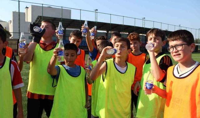 Düzce'de gazozuna maç turnuvası yapıldı