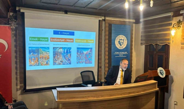 'E-Hayat ve Yapay Zekâ' başlıklı sunum büyük ilgiyle takip edildi