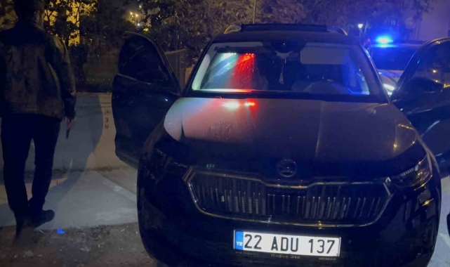 Edirne'de çakar lambalı otomobile 12 bin 800 lira ceza kesildi