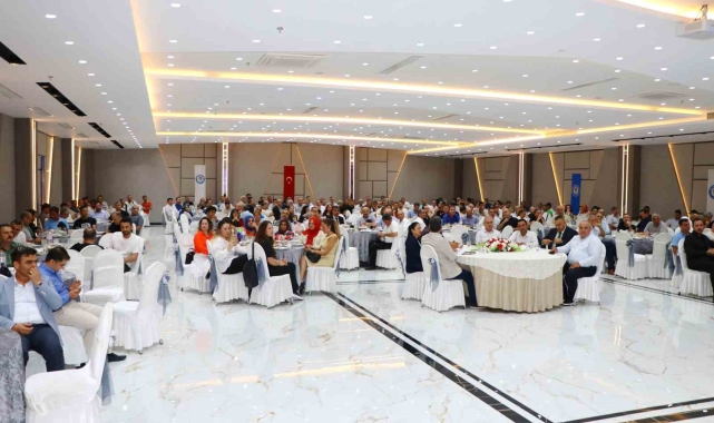 Eğitim-Bir-Sen'den okul müdürlerine özel bilgilendirme ve istişare toplantısı