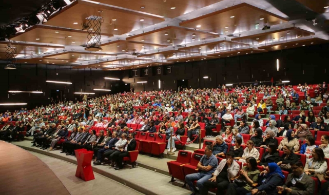 Eğitime farklı bir bakış açısı "TEDXErciyesKoleji etkinlikleri"