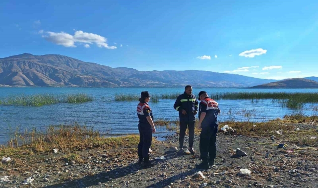 Elazığ'da jandarma ekipleri vatandaşları çevre kirliliği konusunda bilgilendirdi