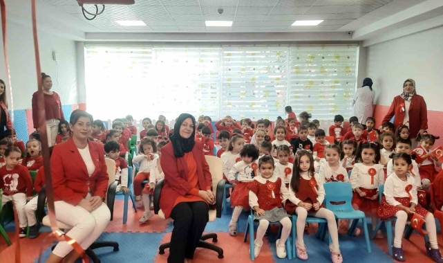 Elazığ'da miniklerin 29 Ekim coşkusu