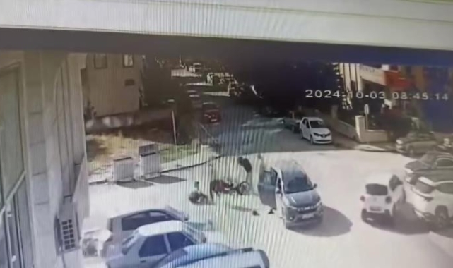 Elazığ'da motosiklet ile otomobilin çarpışma anı kamerada