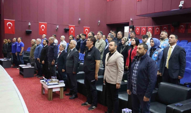 Elazığ'da 'Su altı arama ve kurtarma' eğitimi gerçekleştirildi