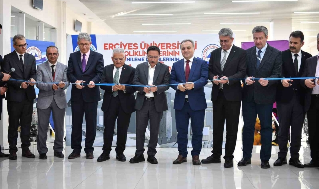 ERÜ Tıp Fakültesi Gevher Nesibe Hastanesi'nin Poliklinik Girişi ve Kan Alma Üniteleri açıldı