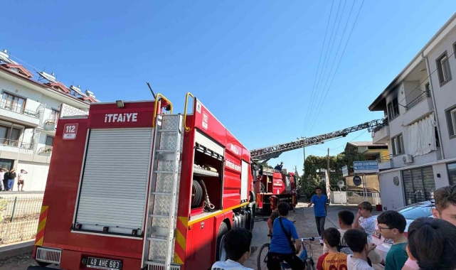 Fethiye'de çakmakla oyun yangın çıkardı