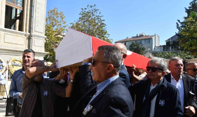 Gazeteci Güneri Cıvaoğlu son yolculuğuna uğurlandı