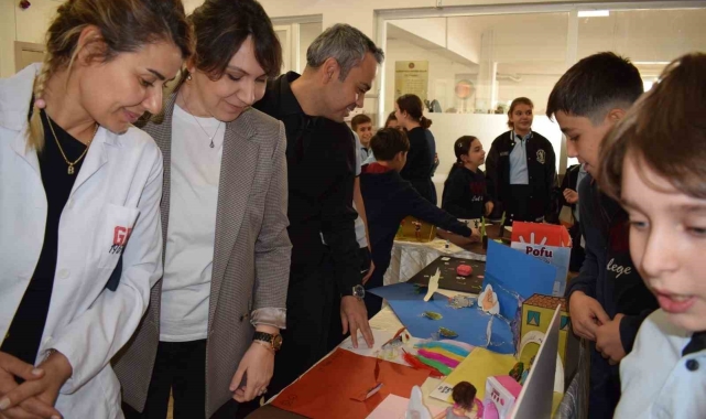 Gaziantep Kolej Vakfı'nda dikkat çeken sergi
