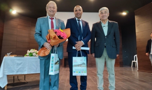 Gediz Çeltikçi'de 84 şehit anıldı