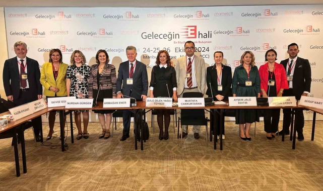 Geleceğin E hali Kongresi'nde binlerce eczacı bir araya geldi
