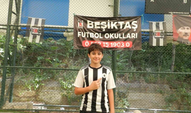 Genç yetenek İnegöl Kafkas Futbol Akademisine transfer oldu