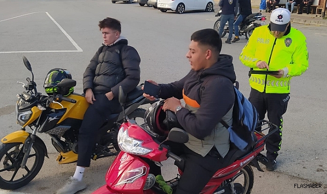 Gerze'de motosiklet denetimi
