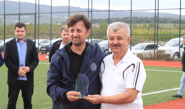 Gönen&#039;de yeni spor tesisleri törenle hizmete açıldı