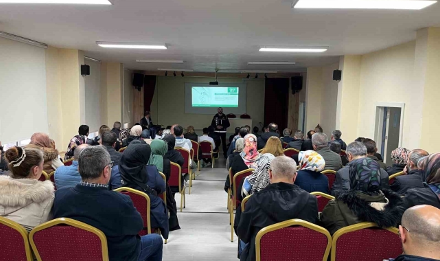 Gümüşhane'de veliler çocuklarını uyuşturucudan korumak için bilgilendirildi