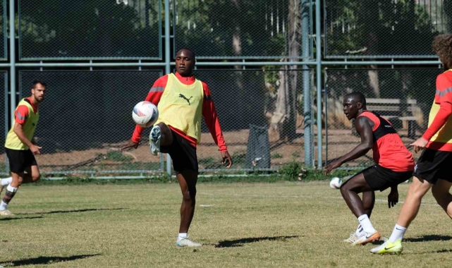 Hatayspor'da Kayserispor mesaisi sürüyor