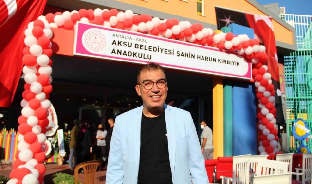 Hayırsever iş insanı Kırbıyık&#039;ın ismi caddeye verildi