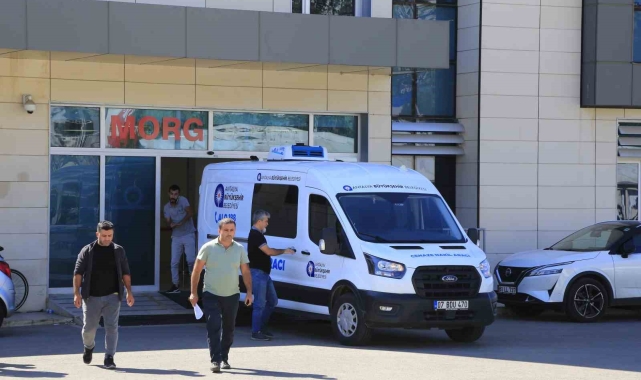 Hırsızları kovalayan resepsiyonist aldığı yumruk darbesi ile hayatını kaybetti