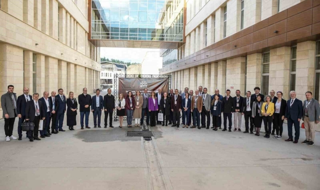 İhtisas üniversiteleri Çorum'da bir araya geldi