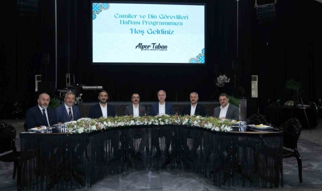İnegöl Belediyesi din görevlilerini ağırladı