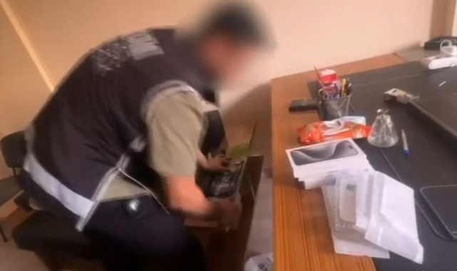 İstanbul'da kaçakçılık ve siber suçlarla mücadelede 31 adrese eş zamanlı operasyon düzenlendi