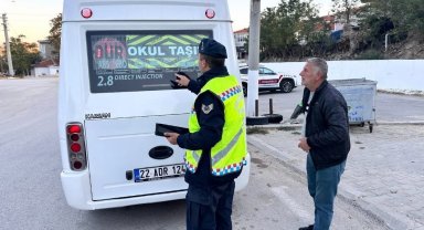 Jandarma trafik timlerinden okul servislerine denetim