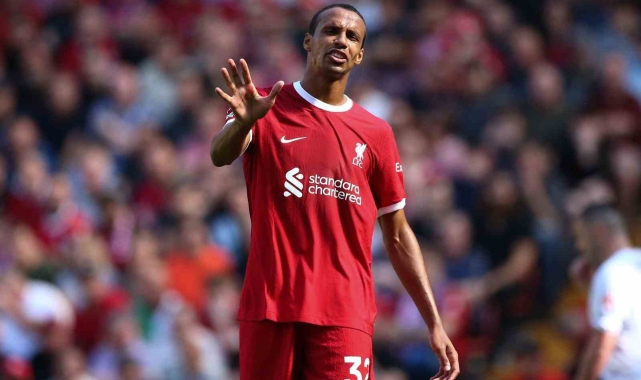 Joel Matip futbolu bıraktığını açıkladı