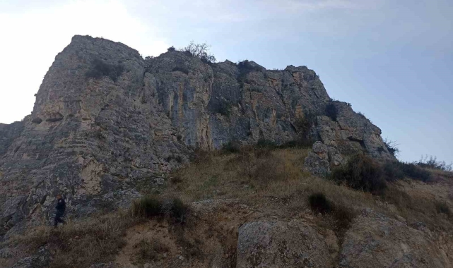 Kaçak kazı yapanlar muhtara takıldı