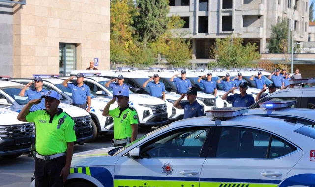 Kahramanmaraş emniyetine 63 araç desteği