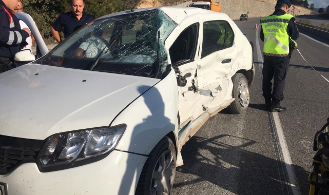 Kamyonla otomobil çarpıştı: 1 yaralı