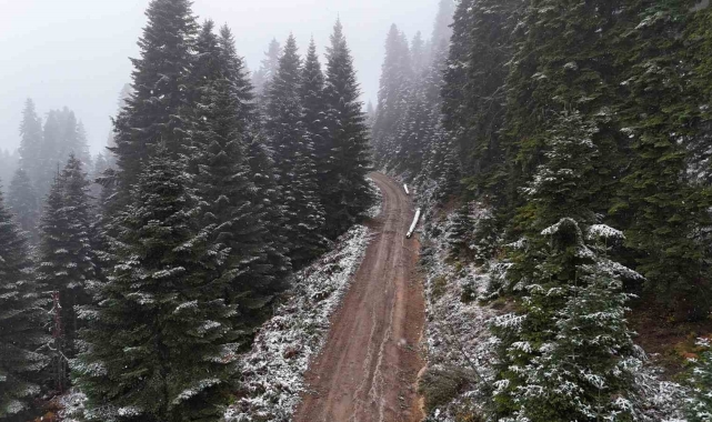 Karabük'te mevsimin ilk karı yağdı