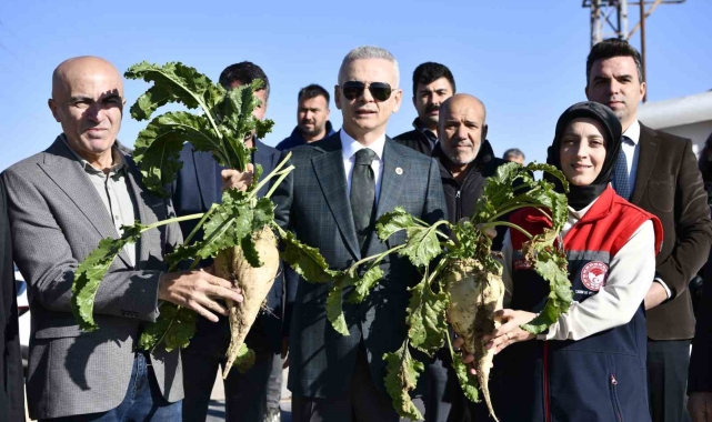Karaman'da kantarlar pancar alımına dualarla başladı