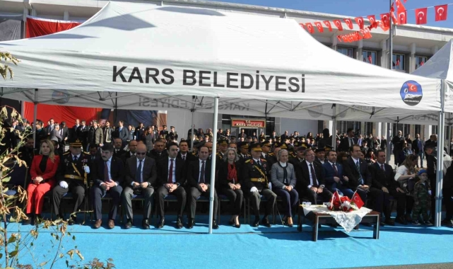 Kars'ta Cumhuriyet Bayramı coşkuyla kutlandı