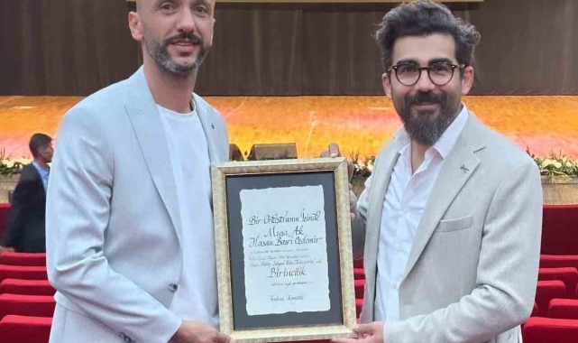 KBÜ'lü akademisyen en iyi film ödülünün sahibi oldu