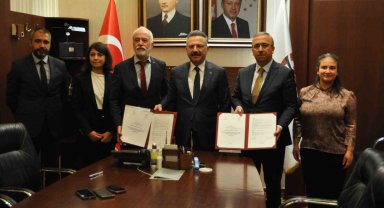 Kentteki tüm 5'inci sınıf öğrencilere skolyoz taraması yapılması için protokol imzalandı