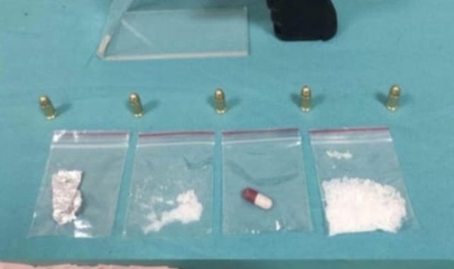 Kesinleşmiş hapis cezasıyla aranan 2 şüpheli yakalandı
