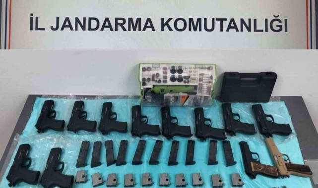 Kırıkkale'de silah kaçakçılığı yaptığı iddiasıyla 2 şüpheli gözaltında