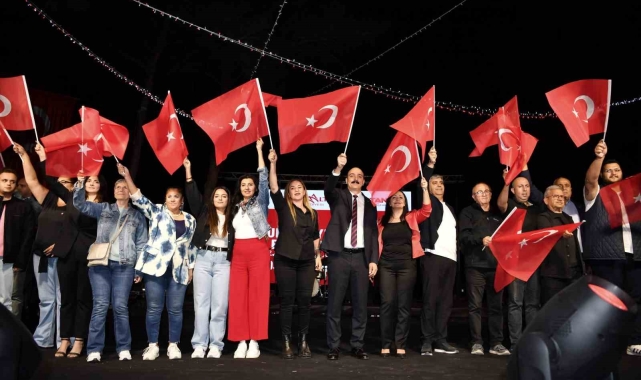 Konyaaltı Belediyesi, Cumhuriyet'i HayatPark'ta kutladı