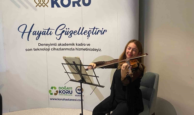Koru Hastanesi'nde "Çocukluktan İtibaren Kadın Sağlığı" konuşuldu