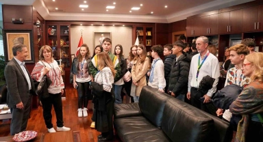 Köstenceli öğrencilerden Başkan Ataç'a ziyaret