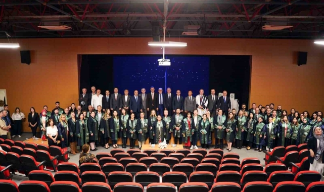 KOSTÜ eğitimin ilk açılışını yapay zeka ve cerrahi konulu dersle yaptı