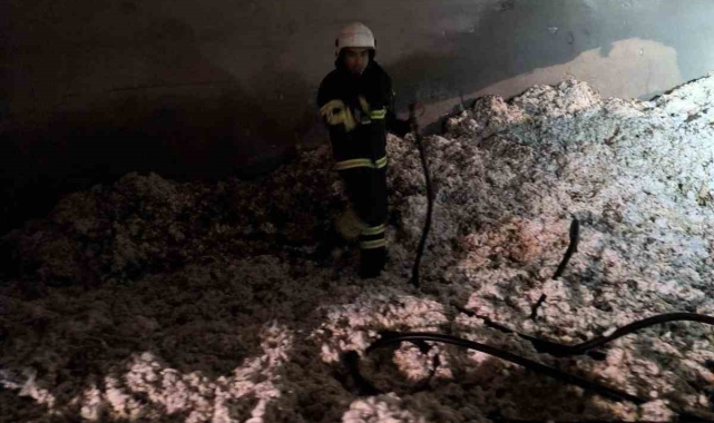 Kumlu'da pamuk fabrikasında yangın